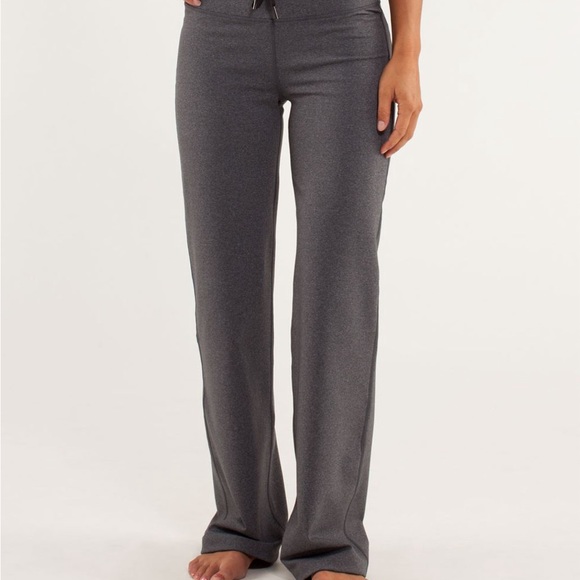 Lululemon Relaxed Fit Pant in Heathered Deep Coal size 12 - Picture 3 of 5